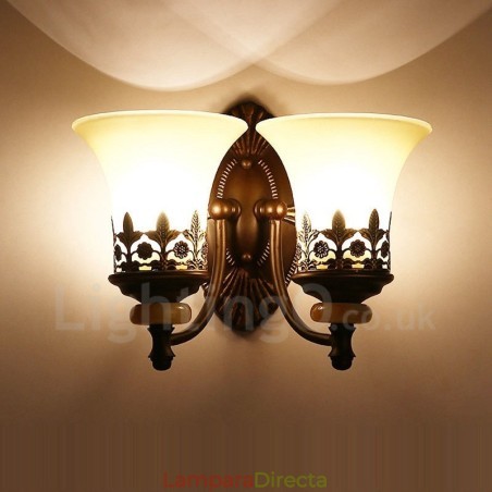 Apliques de pared de metal para interiores, de 2 luces, clásicos, tradicionales, para sala de estar, comedor y dormitorio. Apliques de pared de metal para interiores, de 2 luces, clásicos, tradicionales, para sala de estar, comedor y dormitorio.