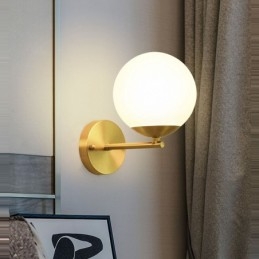 Lámpara de pared moderna Molecules Bean con pantalla esférica de cristal