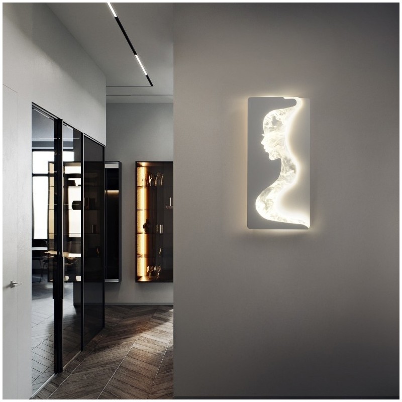 Lámpara de pared interior con diseño de chicas encantadoras mirando hacia la izquierda y hacia la derecha