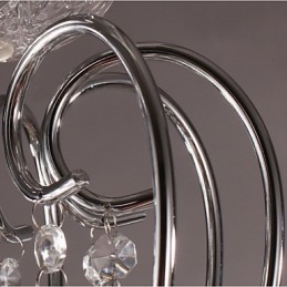Lámpara de araña clásica tradicional de metal cromado y cristal