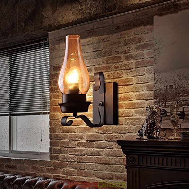 Lámpara de pared vintage de hierro forjado con una sola luz