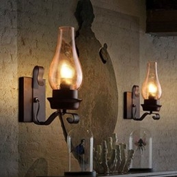 Lámpara de pared vintage de hierro forjado con una sola luz