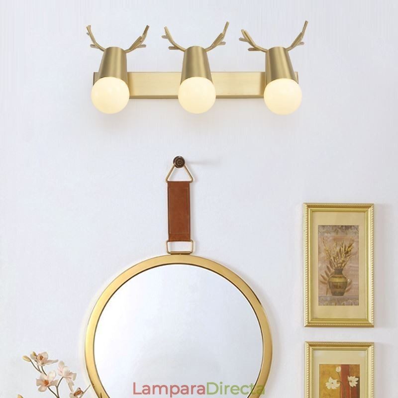 Lámpara de pared nórdica de latón con espejo y luz frontal