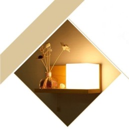 Lámpara de pared nórdica de madera con pantalla de cristal