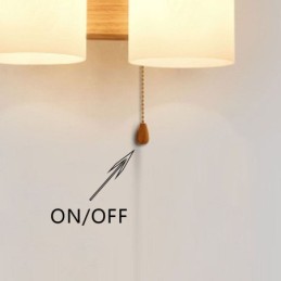 Lámpara de pared nórdica de madera con pantalla de cristal