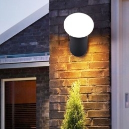 Lámpara de pared minimalista moderna de aluminio para jardín, resistente al agua, con forma de media luna.