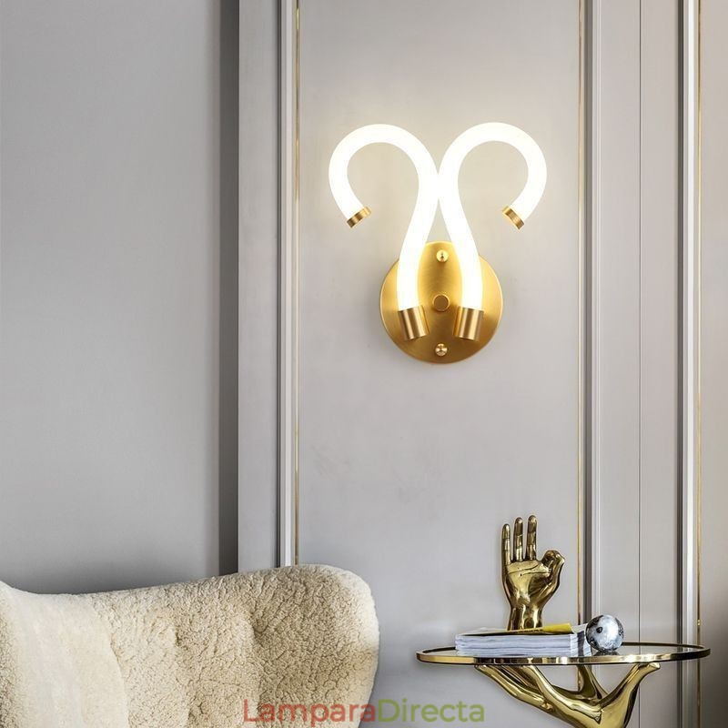 Lámpara de pared moderna con diseño creativo de cuerno de oveja de cobre, 2 luces