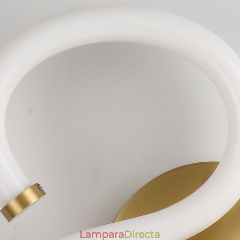 Lámpara de pared con letras del alfabeto