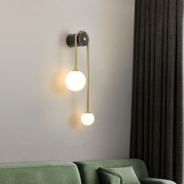 Aplique de pared de vidrio con forma de globo, iluminación moderna de latón.