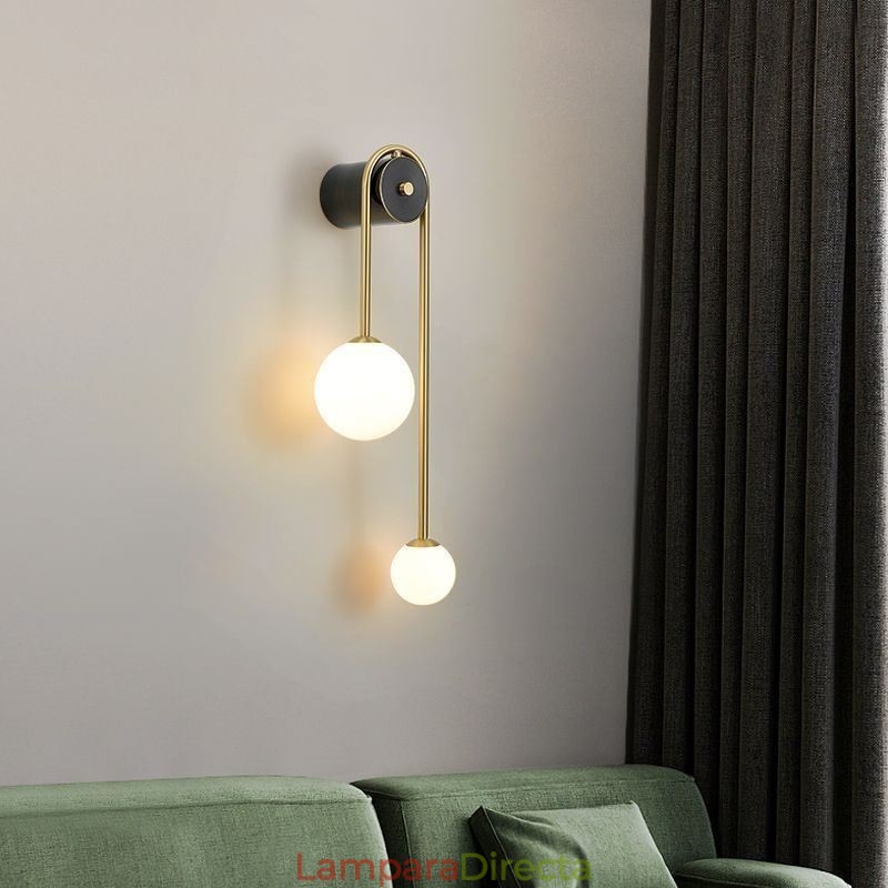 Aplique de pared de vidrio con forma de globo, iluminación moderna de latón.