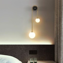 Aplique de pared de vidrio con forma de globo, iluminación moderna de latón.