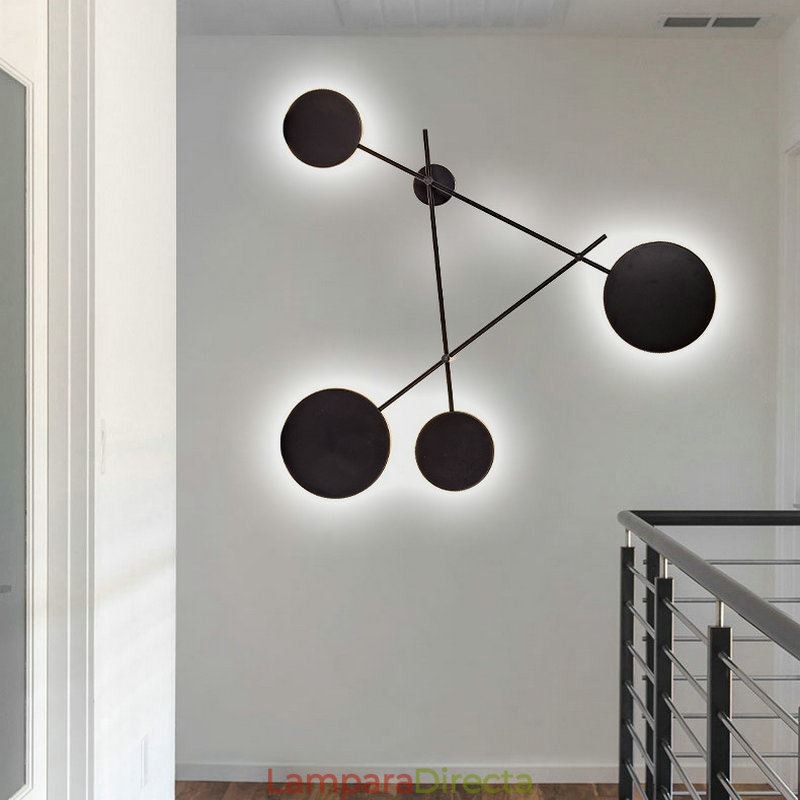 Aplique de pared moderno con forma geométrica de hierro