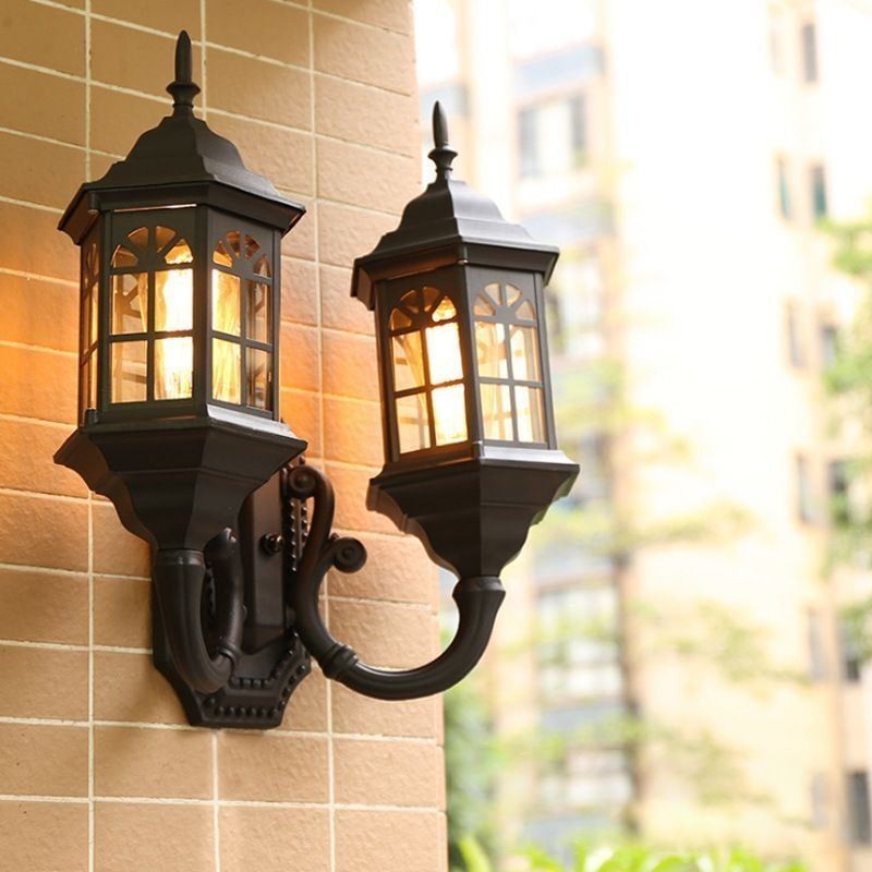 Aplique de pared europeo para exteriores, resistente al agua, con doble castillo