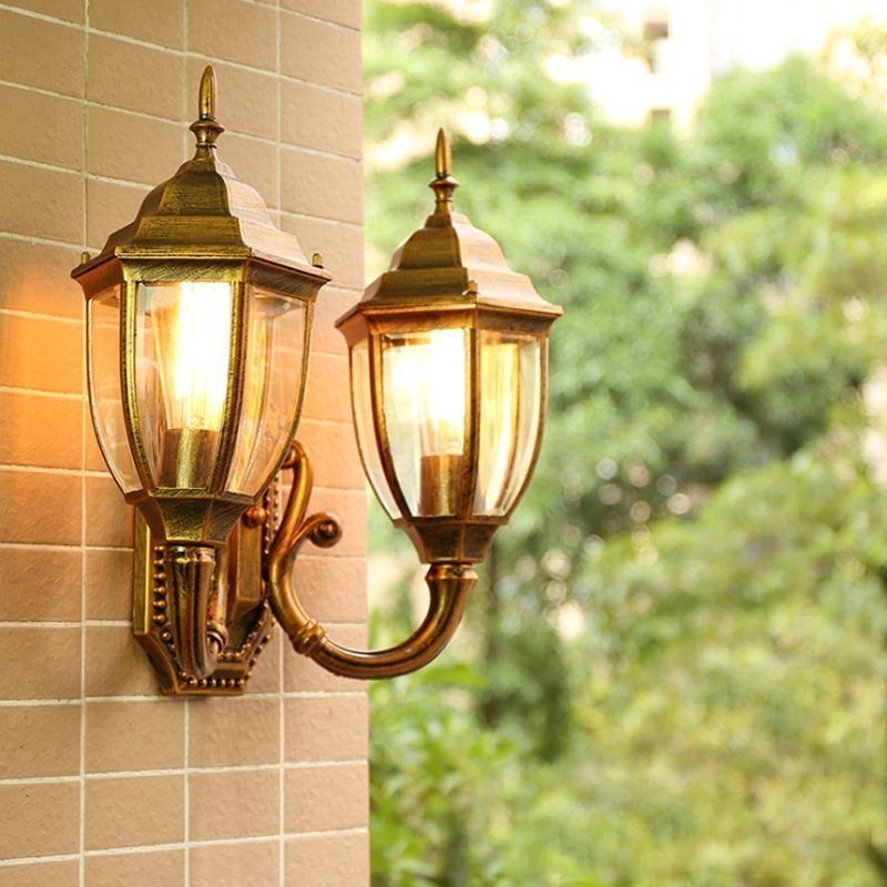 Aplique de pared europeo para exteriores, resistente al agua, con doble castillo