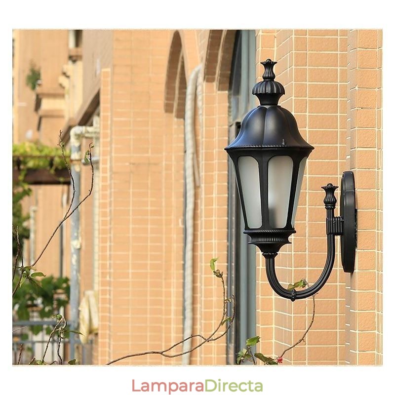 Lámpara de pared moderna y sencilla para exteriores, resistente al agua, con diseño de flor de ciruelo, para patio, pasillo y jardín.