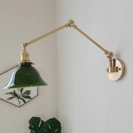 Lámpara de pared moderna con pantalla de cristal