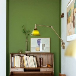Lámpara de pared moderna con pantalla de cristal