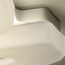 Lámpara empotrada blanca cálida, moderna y sencilla.