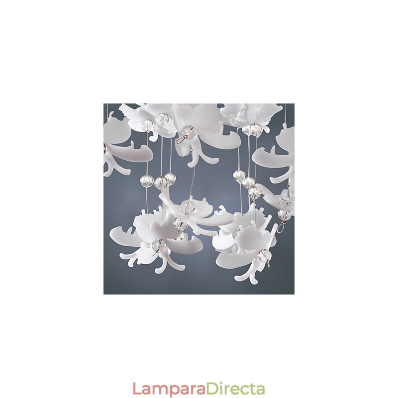 Lámpara de techo moderna semiempotrada con 3 luces y pantalla destacada en forma de mariposa