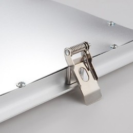 Lámpara de techo integrada con panel y borde blanco