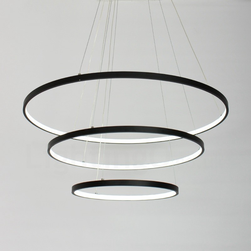 Lámpara colgante regulable con control remoto, diseño moderno, tres anillos.