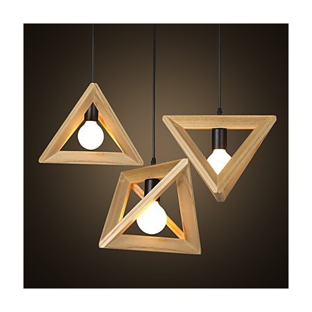 Lámpara colgante triangular de madera de estilo europeo, estilo campestre creativo que restaura las costumbres antiguas. Lámpara colgante triangular de madera de estilo europeo, estilo campestre creativo que restaura las costumbres antiguas.
