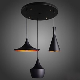 Lámpara colgante aerodinámica en negro