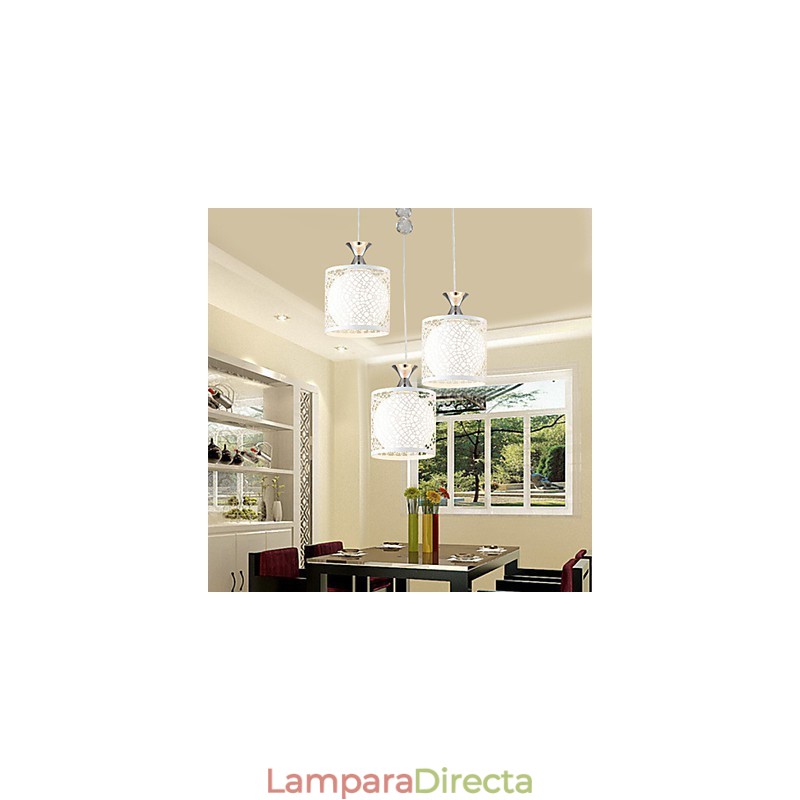 Lámpara colgante de hierro forjado con tres luces colgantes de cristal, contemporánea y minimalista.