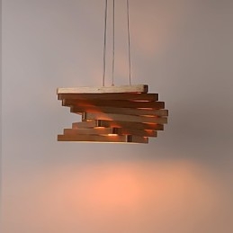 Lámpara colgante de bambú con pintura de madera, estilo campestre clásico tradicional.