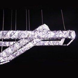Lámpara colgante de metal y cristal moderna y contemporánea