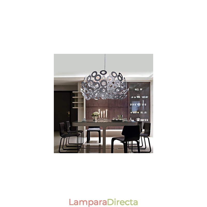 Lámpara colgante moderna con pantalla circular destacada