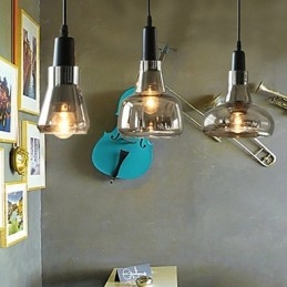 Lámpara de araña de cristal con decoración de sombras contemporánea y contraída.