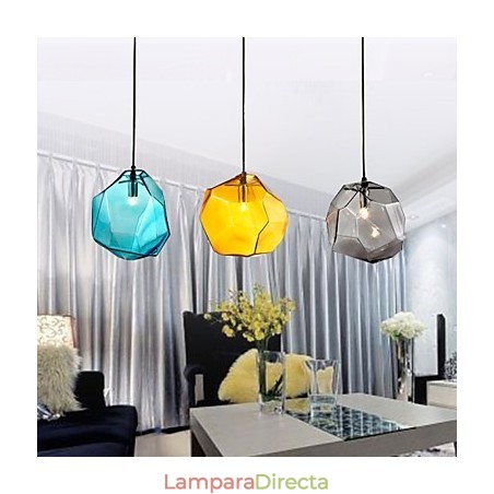 Lámpara colgante de 3 luces estilo italiano con acabado galvanizado transparente. Lámpara colgante de 3 luces estilo italiano con acabado galvanizado transparente.