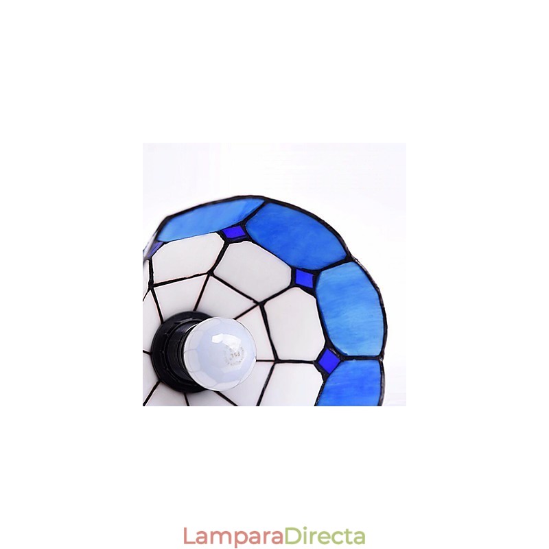 Lámparas y faroles mediterráneos de estilo europeo con pantalla de vidrio y diseño de lámparas colgantes.