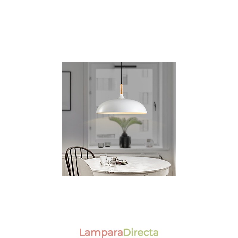 Lámpara colgante retro de madera y metal para cafetería.