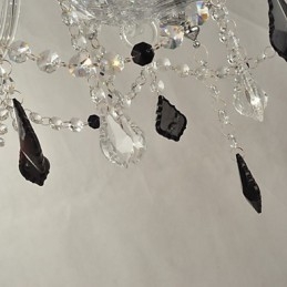 Elegante lámpara de araña de cristal con 8 luces