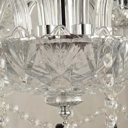Elegante lámpara de araña de cristal con 8 luces